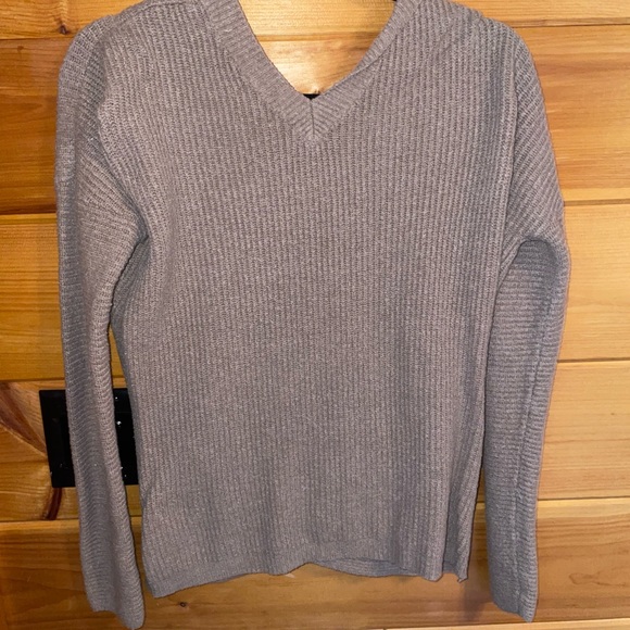 Only worn a handful of times - Picture 2 of 5